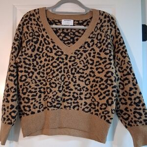 Old Navy Women's V-Neck Sweater - Brown and Black Animal Print